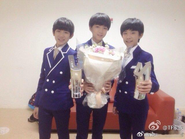 不再执着TFBOYS合体算长大吗不再期待TFBOYS合体算长大吗那我不长大行吗，