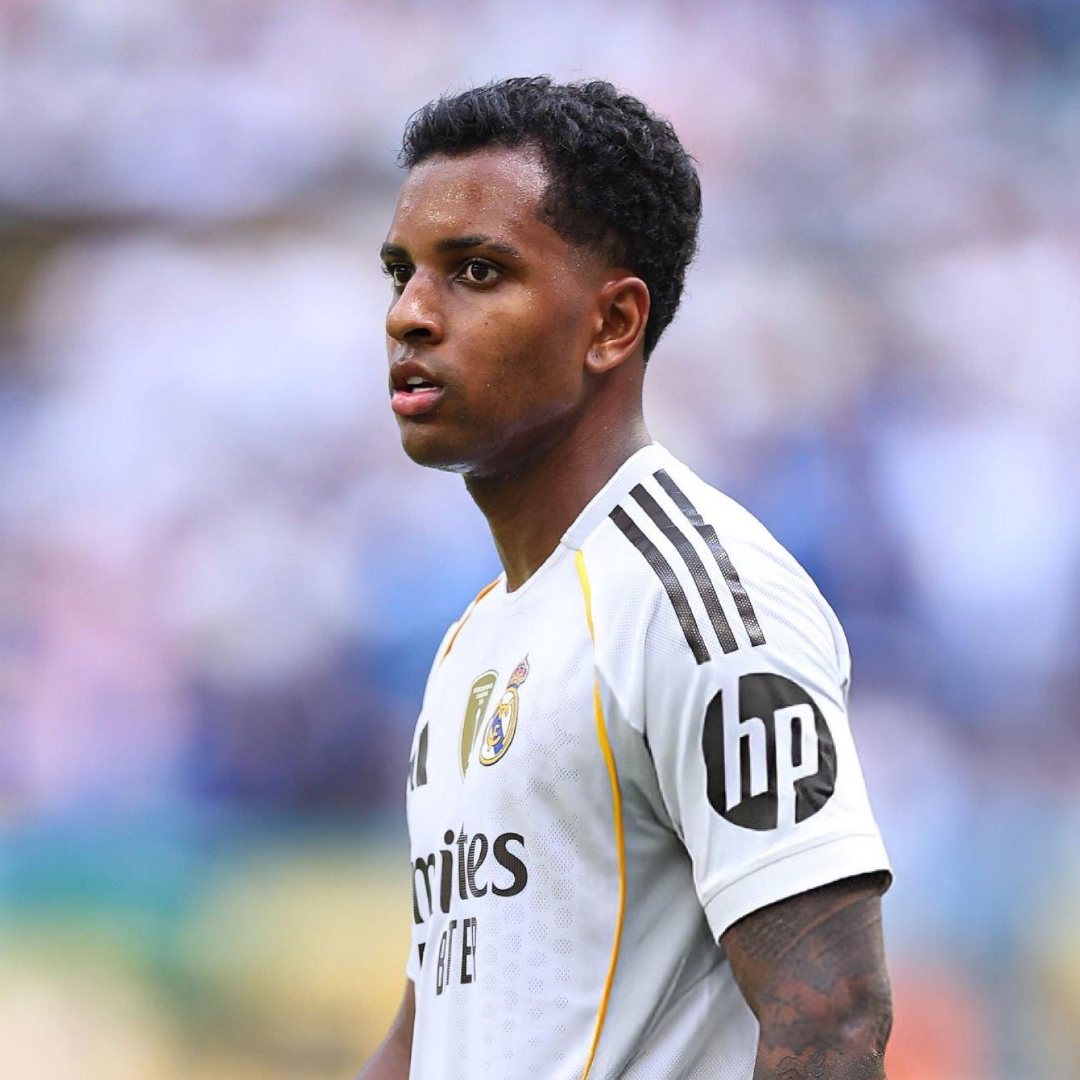 🚨阿斯报：利物浦想签下罗德里戈。halamadrid ​​​​