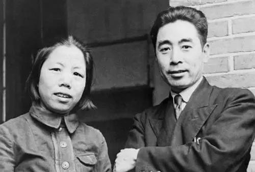 叛徒设计陷害周恩来，红色特工巧用“计中计”，关键时刻连开三枪令其当场毙命！
19