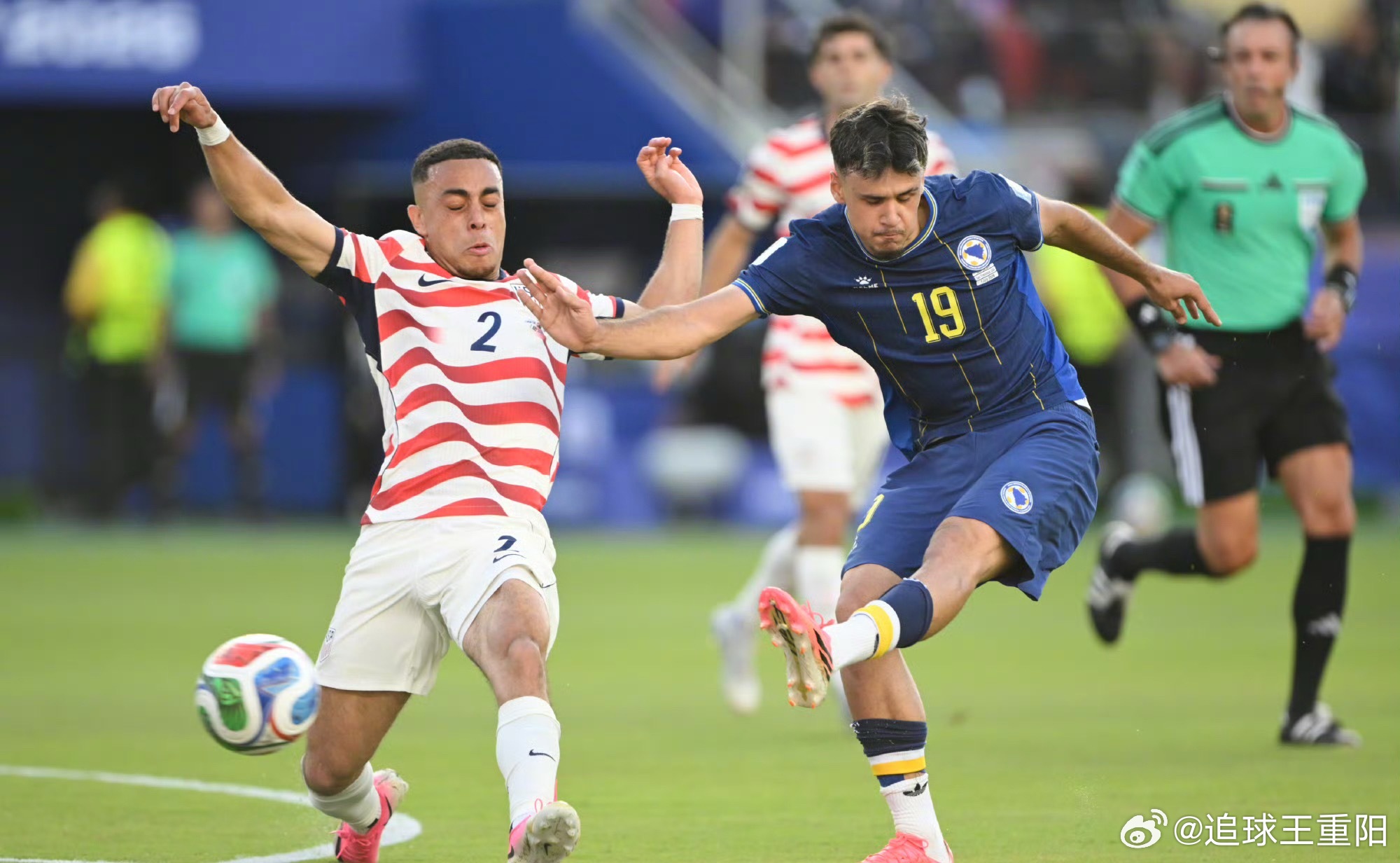 美国队2-0击败波黑晋级16强，但关于东道主是否被“保送”的争议也随之而来。质疑