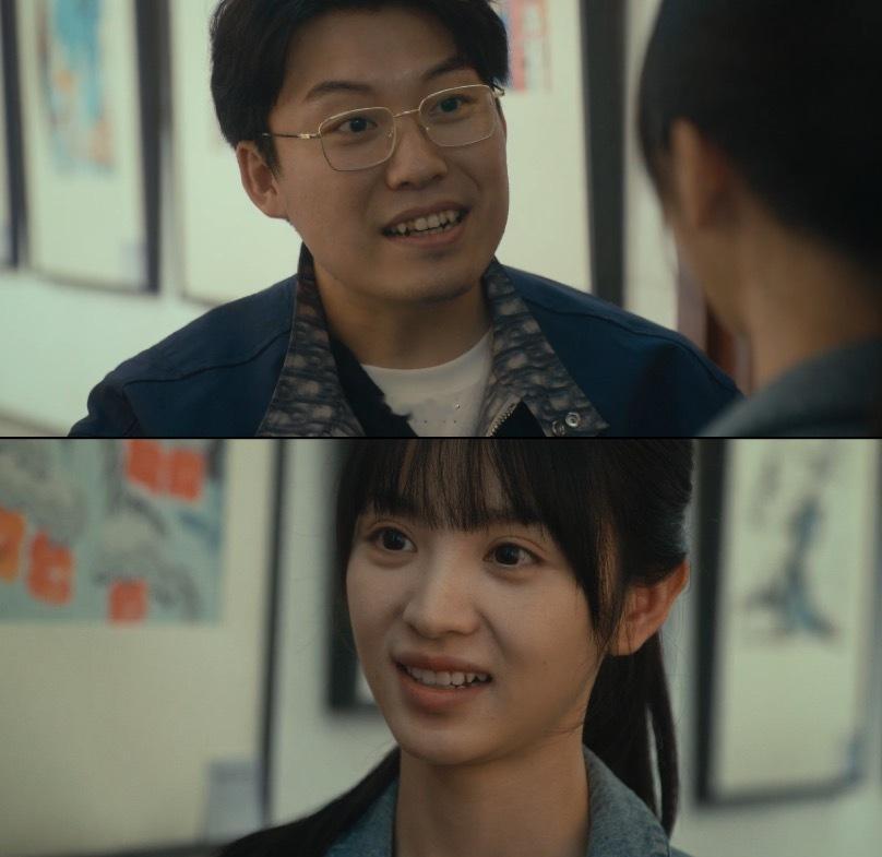 田曦薇马旭东上演同桌的你一个想赶紧下课，一个想约下次一起学。一个在认真抓人，一个