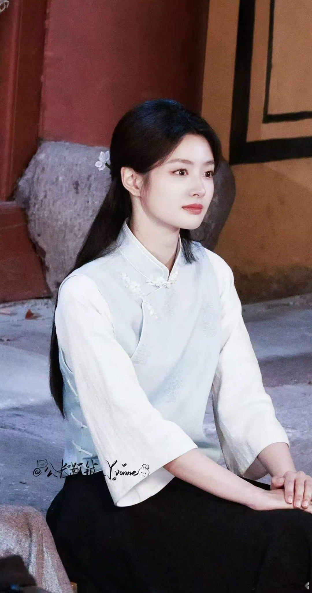 徐若晗 挂脸 没必要过度解读，徐若晗在玉簟秋里的状态超美，神图频出颜值抗打，静待