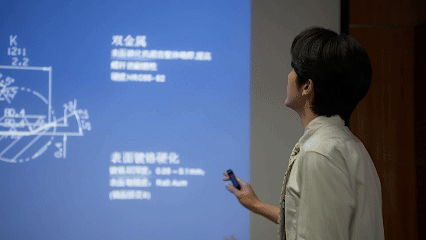柳钧忘本关张新成什么事 哈哈柳钧在忘本赛道一路高歌！回国时豪言壮语，如今新事业干