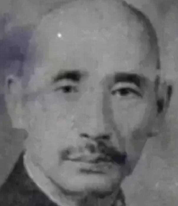 1951年，世袭了6代的大地主李润之被执行了枪决，财物全被充公，可唯独他的300