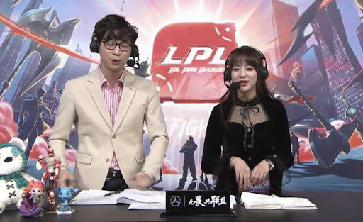 GALA发博：陪伴了七年还是倒了没想到gala居然还是有线鼠标#英雄联盟##LP