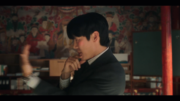 神与律师事务所 柳演锡热舞IVE 热门单曲 《LOVE DIVE》！表演“照镜子