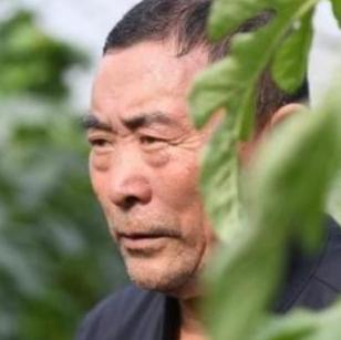 一位没上过大学，连高中都没毕业的黑龙江农民，拒绝300万美元的挖角，攻克了让美国