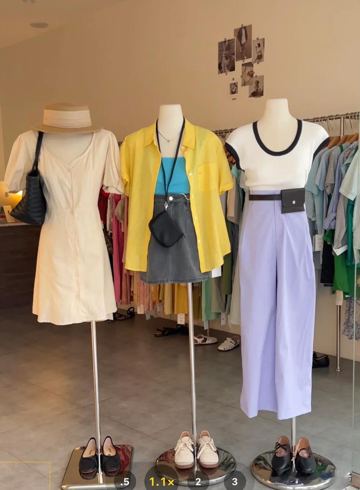 
27套夏季穿搭合集来啦。
#Fashion潮搭# #夏曰限定穿搭# #每日衣搭
