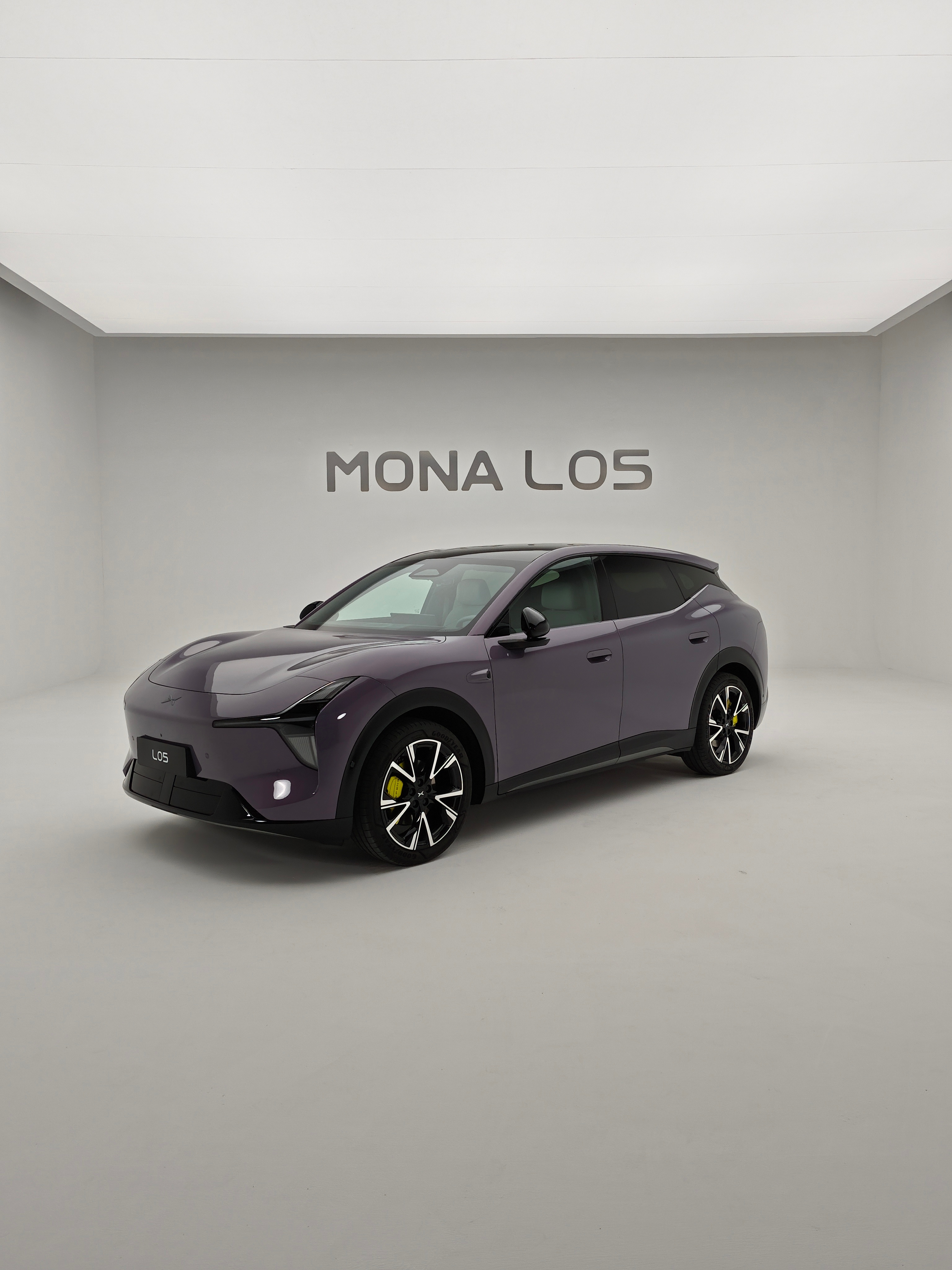小鹏MONA L05预售价来了，16.98万起比我预估的稍贵了一点点，但这个价位