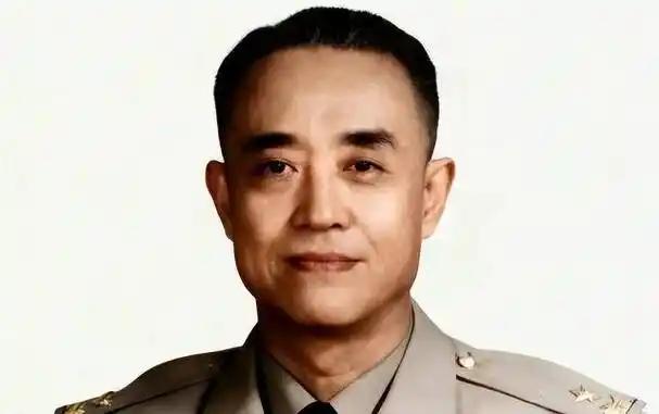 谷正文没被枪决，不是他命大，是有人拿命换的。
1950年，叶剑英亲笔批了八个字：