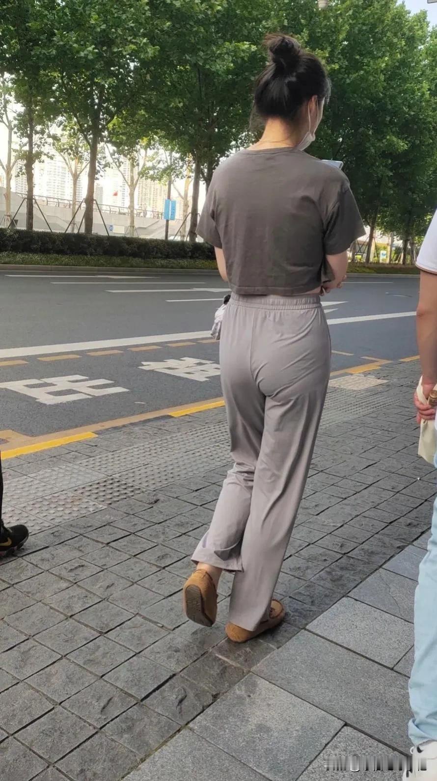 再欣赏，也只是过客