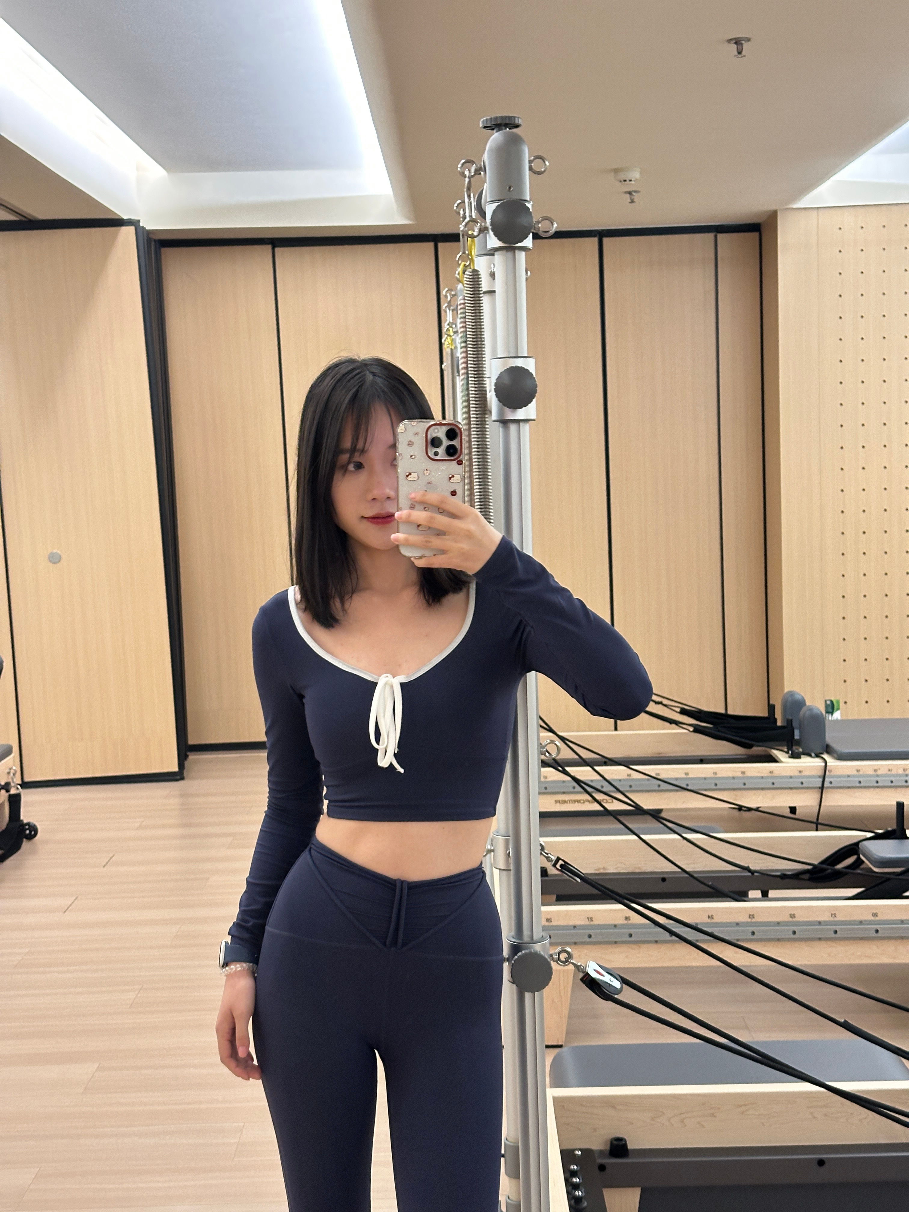 晚上去上了一节普拉提课确诊为脊柱侧弯[跪了]豆问日常 ​​​