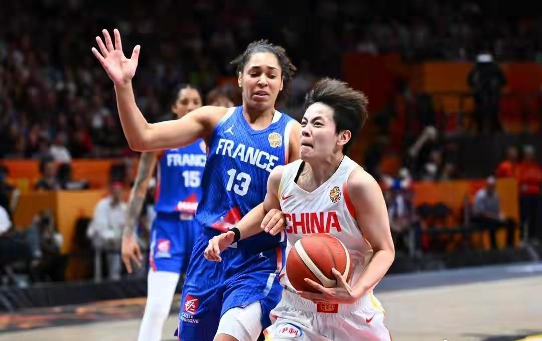 尽力局！韩旭空砍21+9 杨舒予19分 中国女篮惨败法国女篮无缘半决赛

北京时