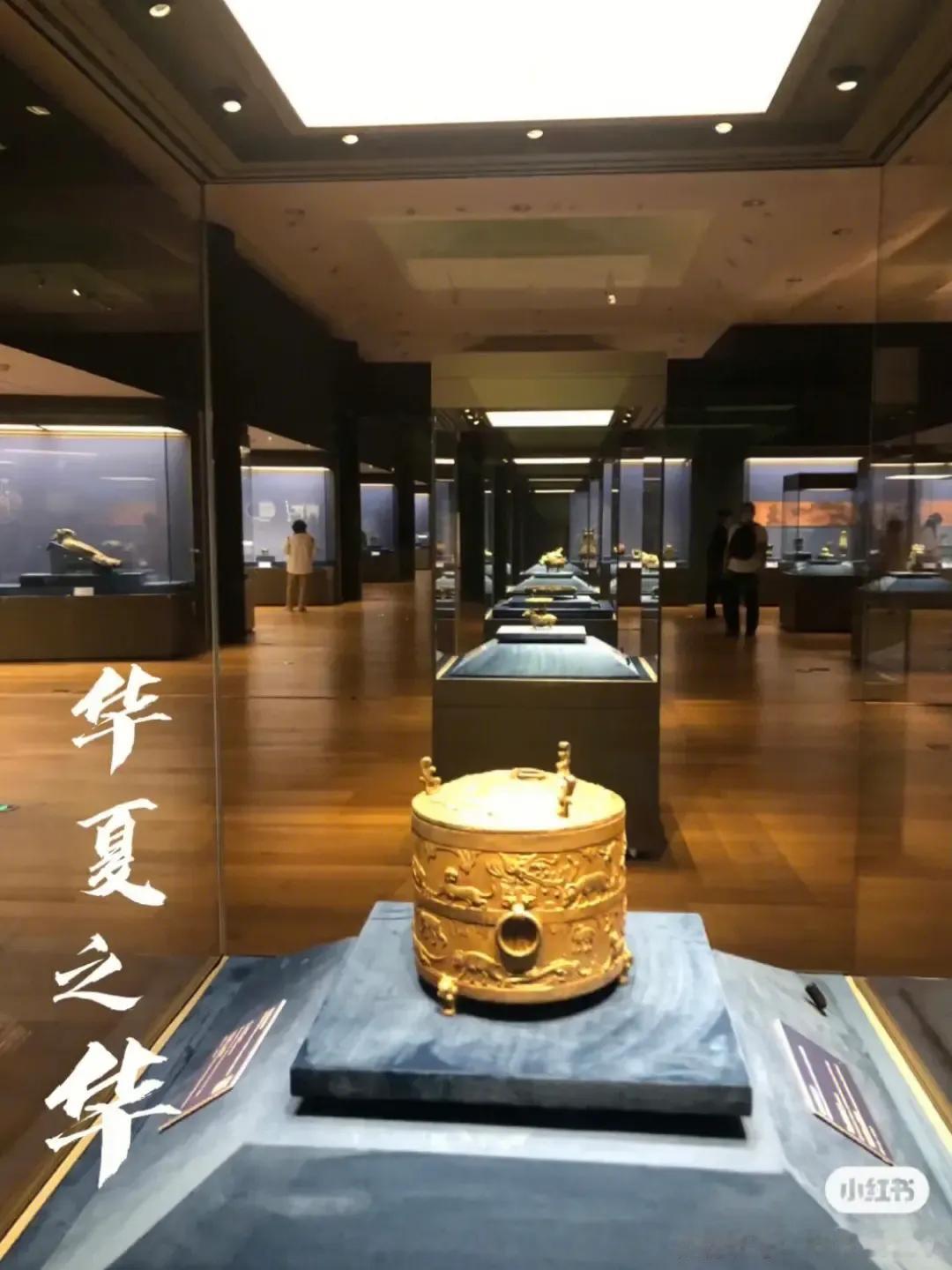 都在探讨究竟是西方文明胜过东方文明呢？还是东方文明胜过西方文明？大多支持中国文化