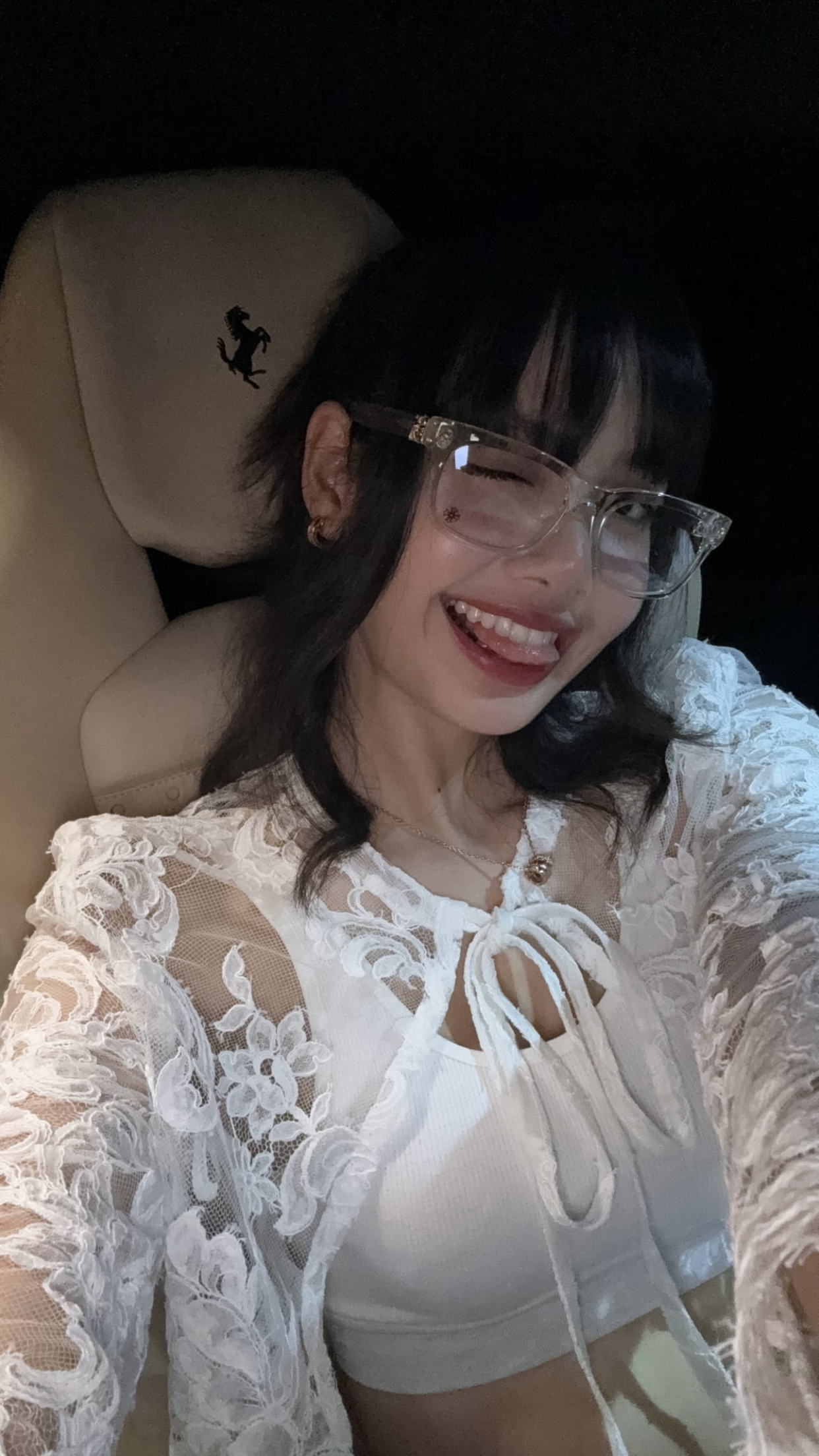 Lisa ins更新🥽🌹 ​​​