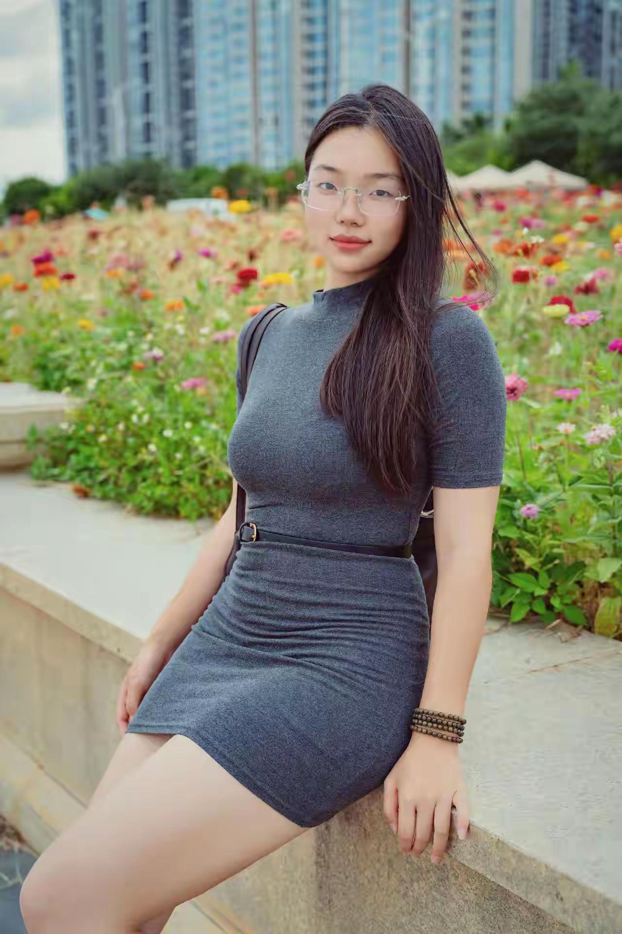 身材哇塞吧，这是多少人渴望保持的好身材。