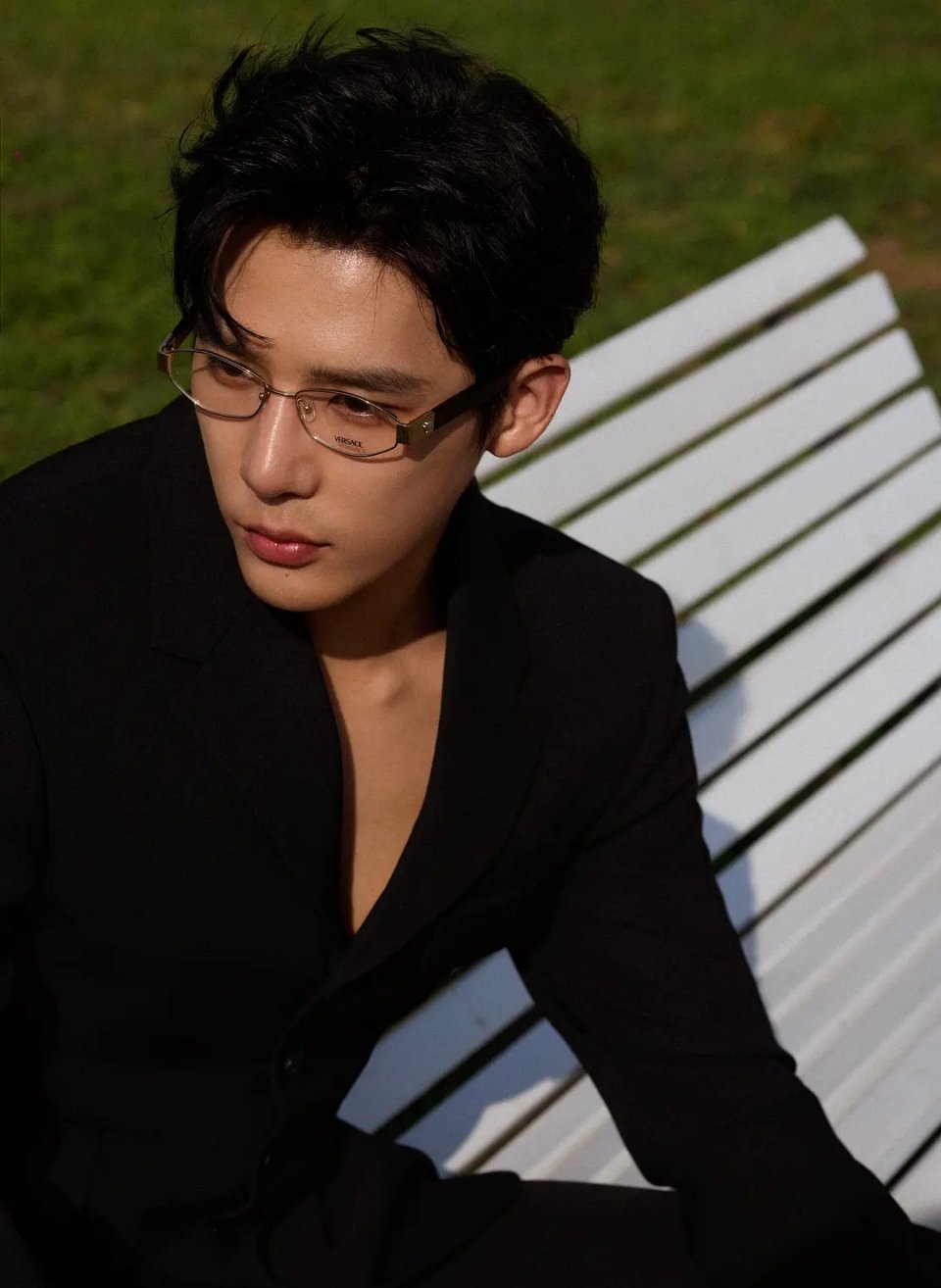 王安宇这照片 咱们就是说有点biking那味了 ​​​