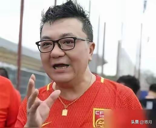 6月27日董路不仅收到了一份豪华的庆功宴，而且收到了一份更大的惊喜。

那份惊喜