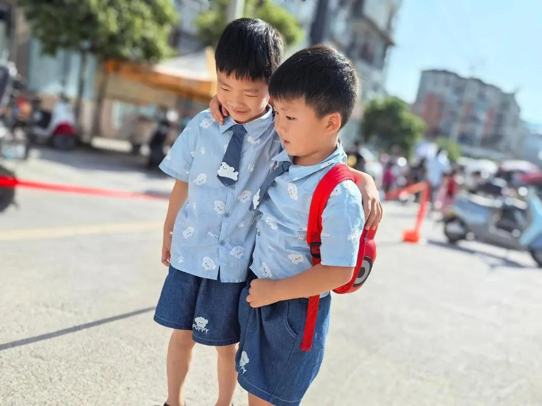 兄弟情深，只为正义和公道！
1月9日，一媒体报道，1999年广西贵港20岁男子高