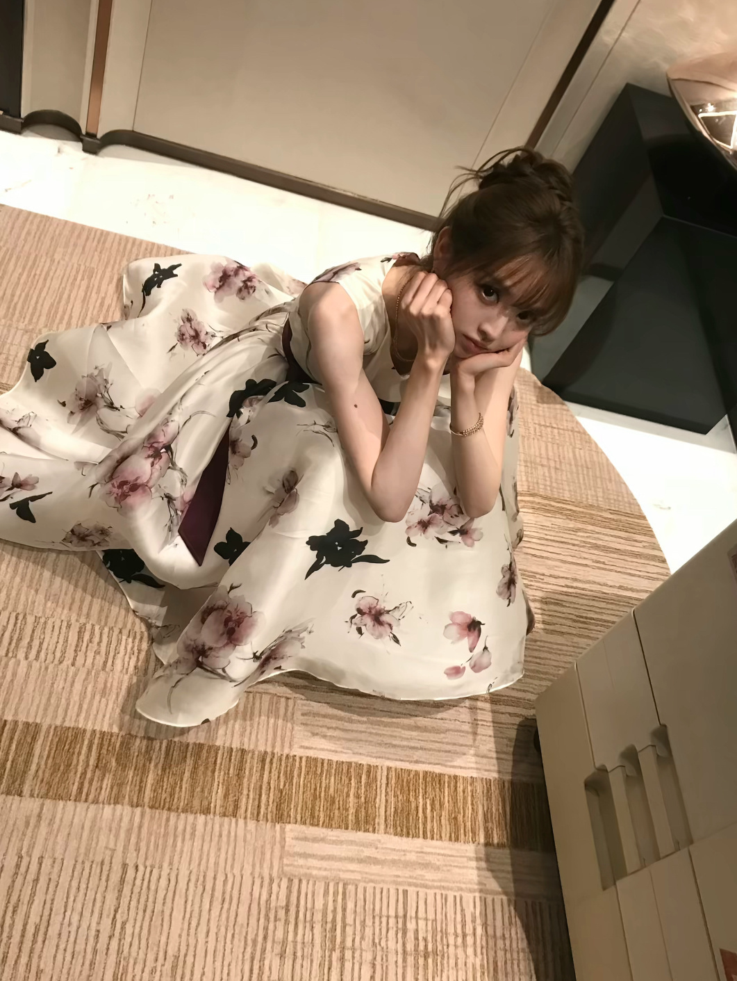 田曦薇田曦薇[超话]田曦薇田曦薇小猫公主转圈 ​​​