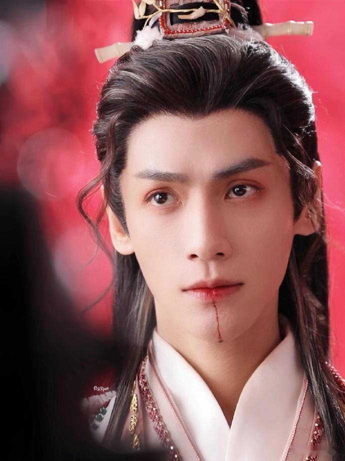 水龙吟是唯一一部罗云熙越拍越胖的剧 ​​​
