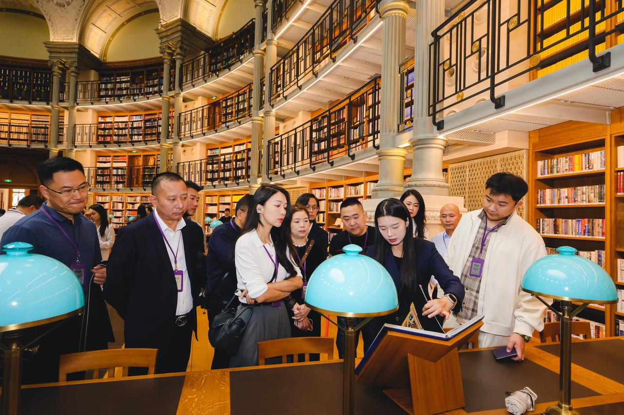 圈层运营新范式,尊界S800定义超豪华品牌新价值
超豪华品牌还在比拼配置,尊界已