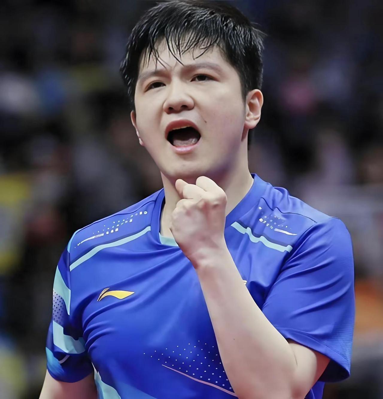 我评论了@樊小咚咚 的作品：东哥世界第一可爱[鼓掌][鼓掌][鼓掌][鼓掌]樊振