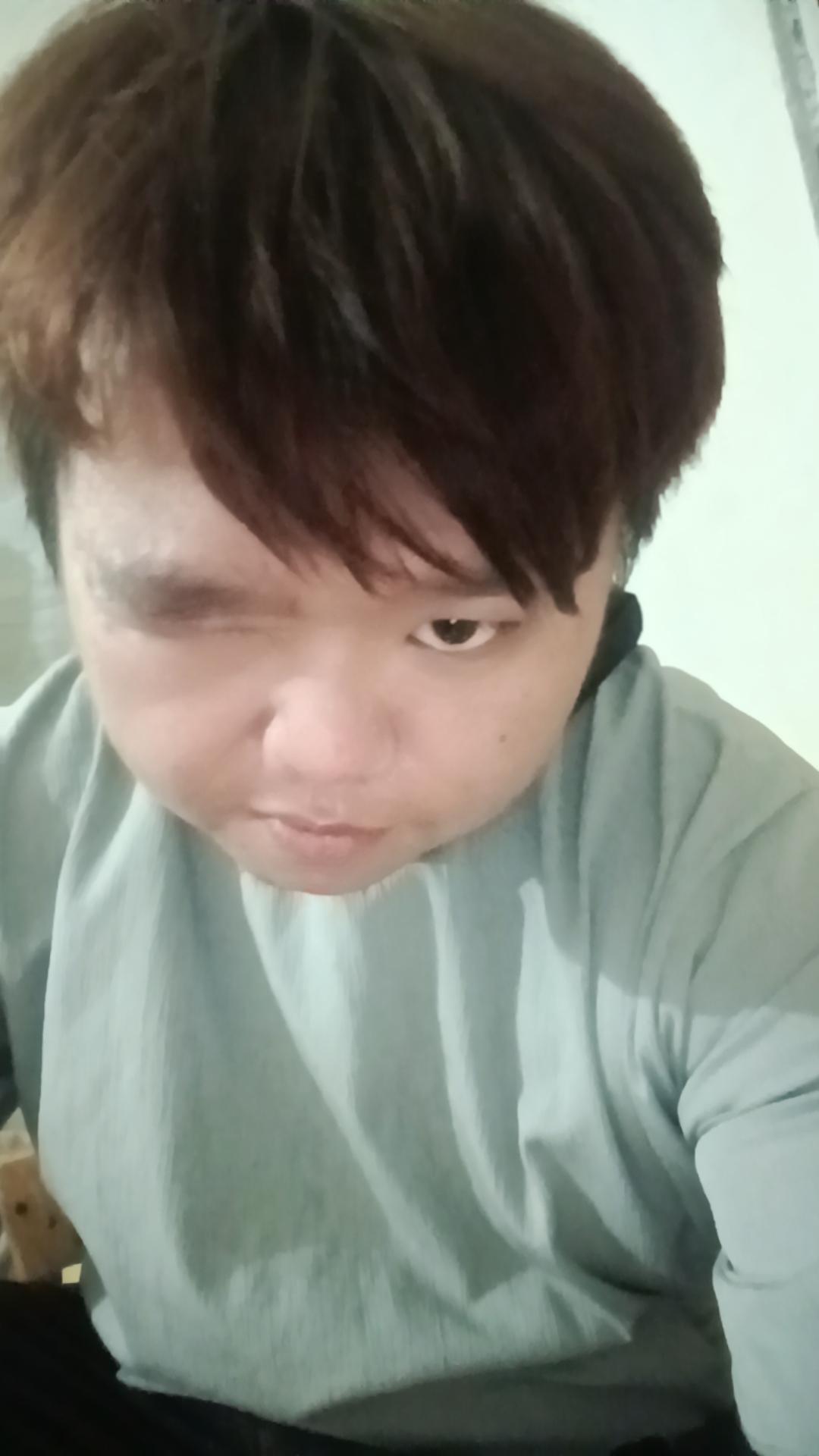 网红😏去他妈的，去最大的舞台，成就自己最疯狂的举动