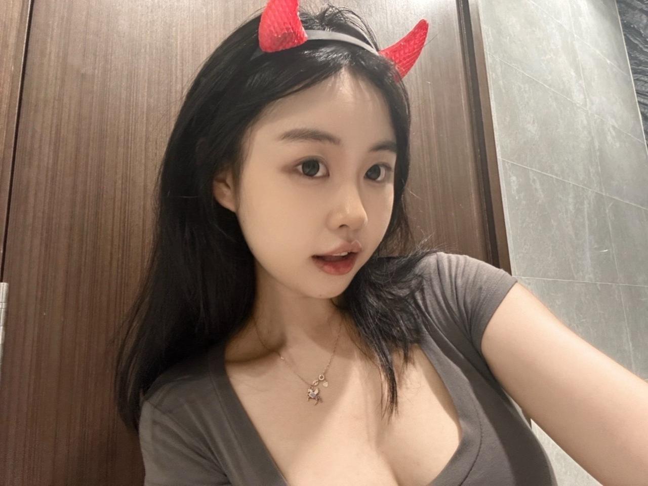 好久不见 我会杀猪了 你敢站在我面前么