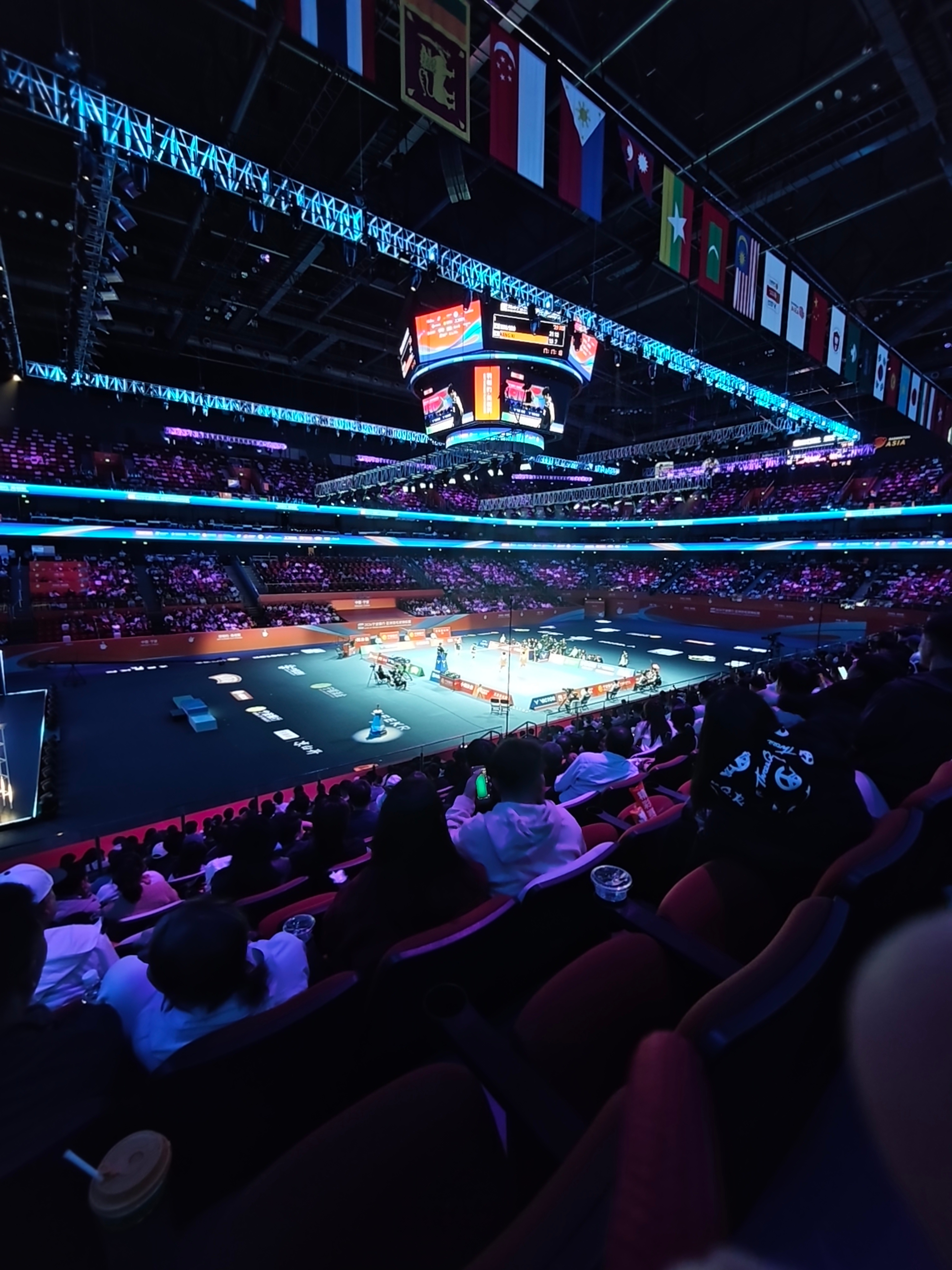 现场有观众看的打磕睡了😪😪亚羽争雄胜利在握2026年羽毛球亚锦赛中国羽毛球队