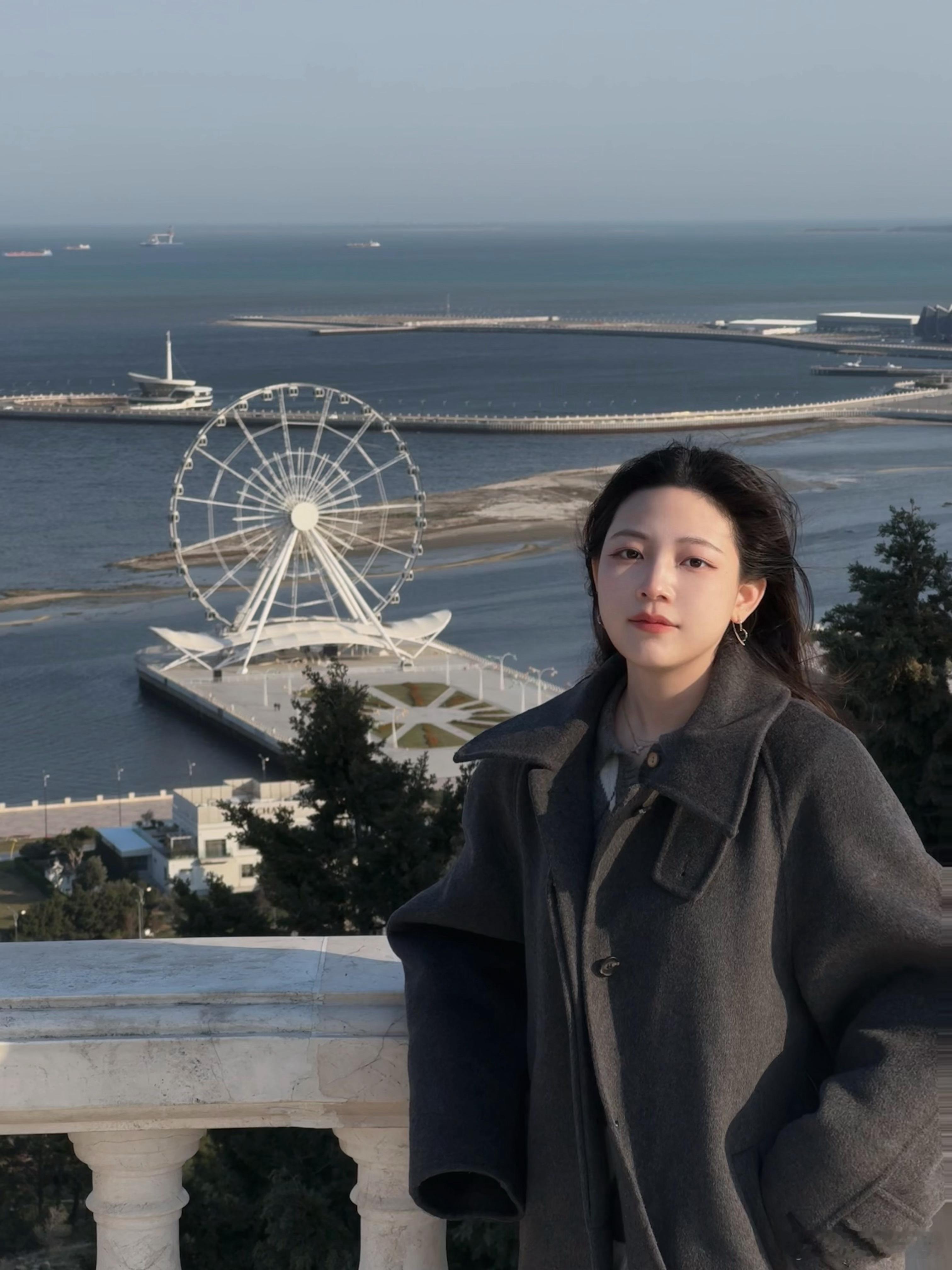 风很大的一天有海的城市就是很美想念深圳的温暖了 阿塞拜疆