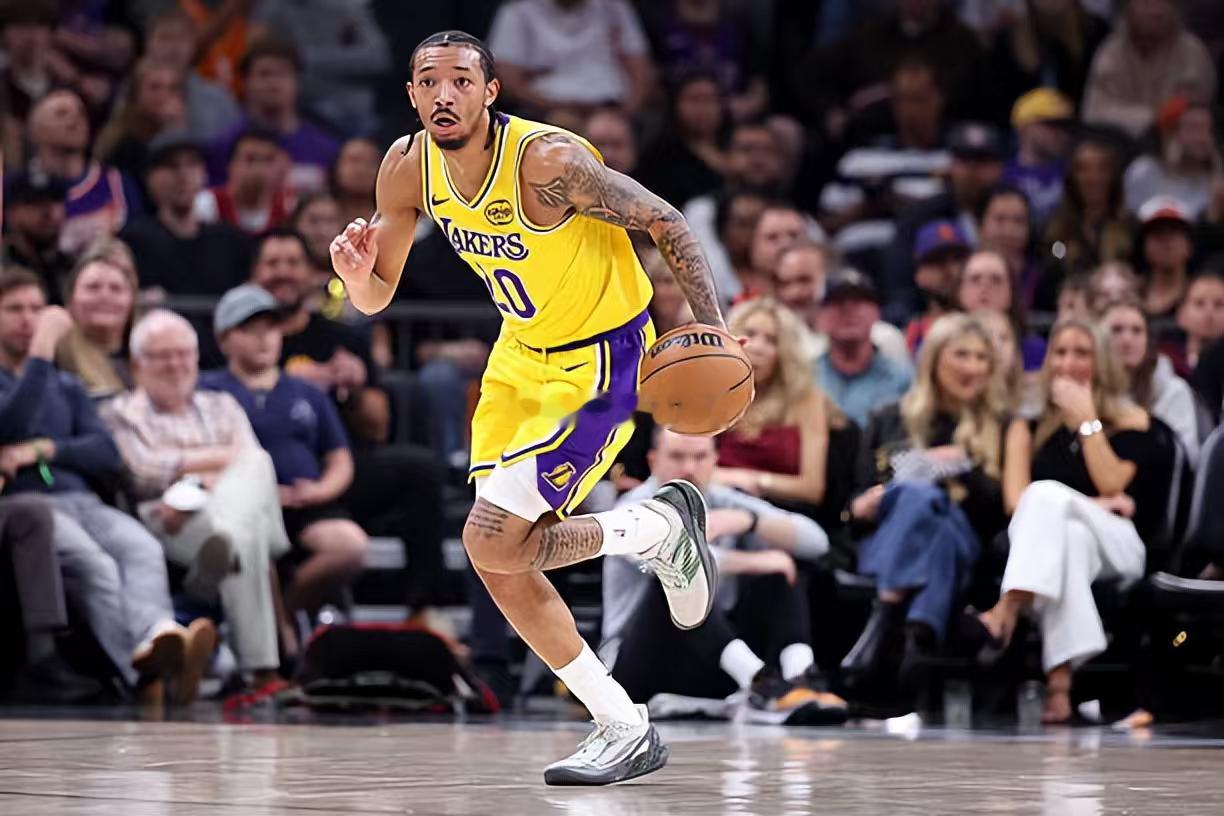 根据ESPN权威记者Shams Charania的消息，经纪人Lucas New