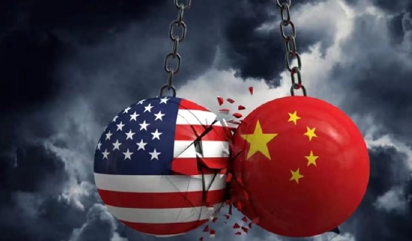 美国突然抓走马杜罗，又联合以色列炸伊朗，全世界都在等中国出招。可这回，中国真的一