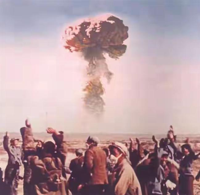 别瞎想了！当年搞 “两弹一星”，压根不是全票通过，吵翻了！

好多人一提起 “两