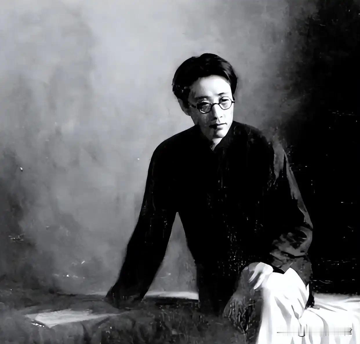 1923年丁玲恋上瞿秋白，他却娶了闺蜜，54年后一句感慨道尽半生遗憾
 
在阅读