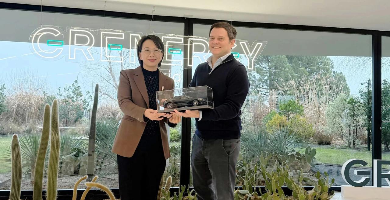 比亚迪又在海外斩获一储能大单！近日，比亚迪在智利斩获一2.6GWh的大单，这是继