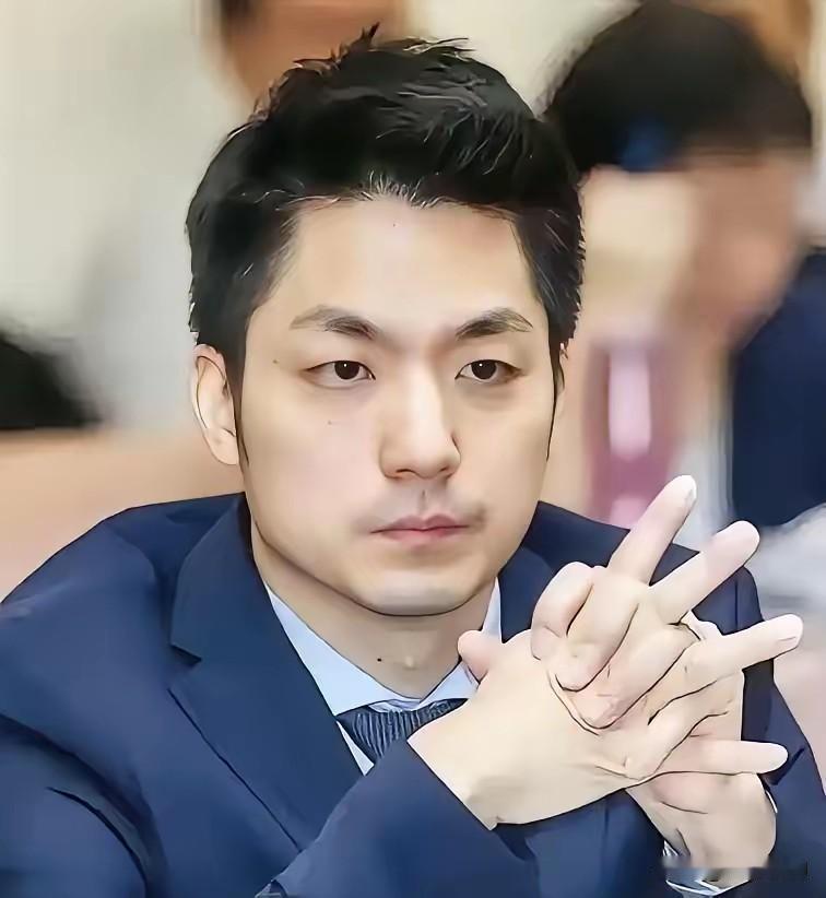 台北市长蒋万安6月2日下午针对日本与菲律宾勾结“划分台湾专属经济海域”一事表示，
