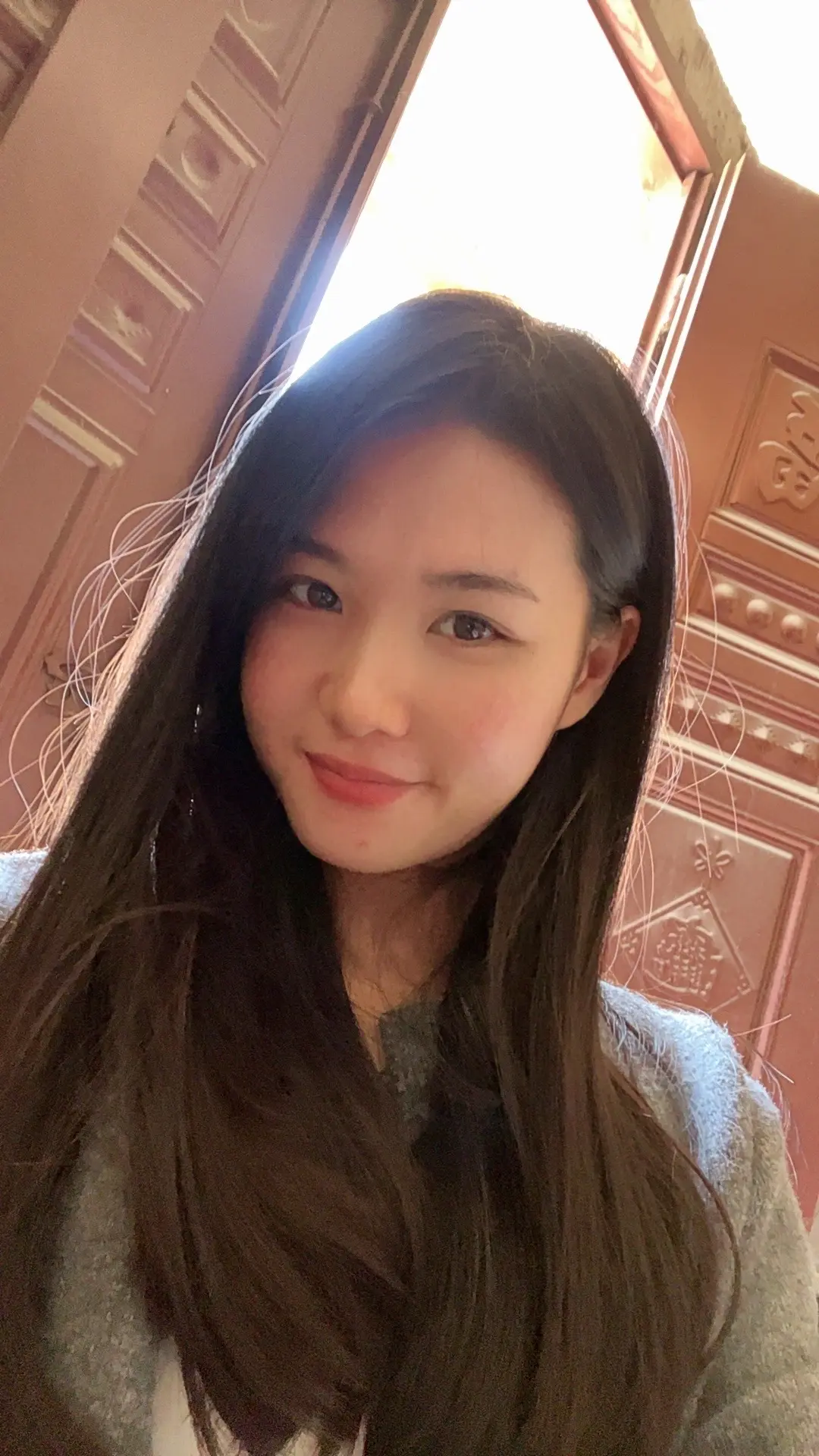 越来越膨胀了 脸圆嘟嘟的