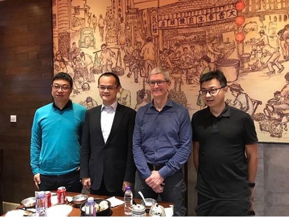 美国慌了？苹果CEO库克抛出惊人言论，振聋发聩！他曾经说：“我们死守中国制造，不