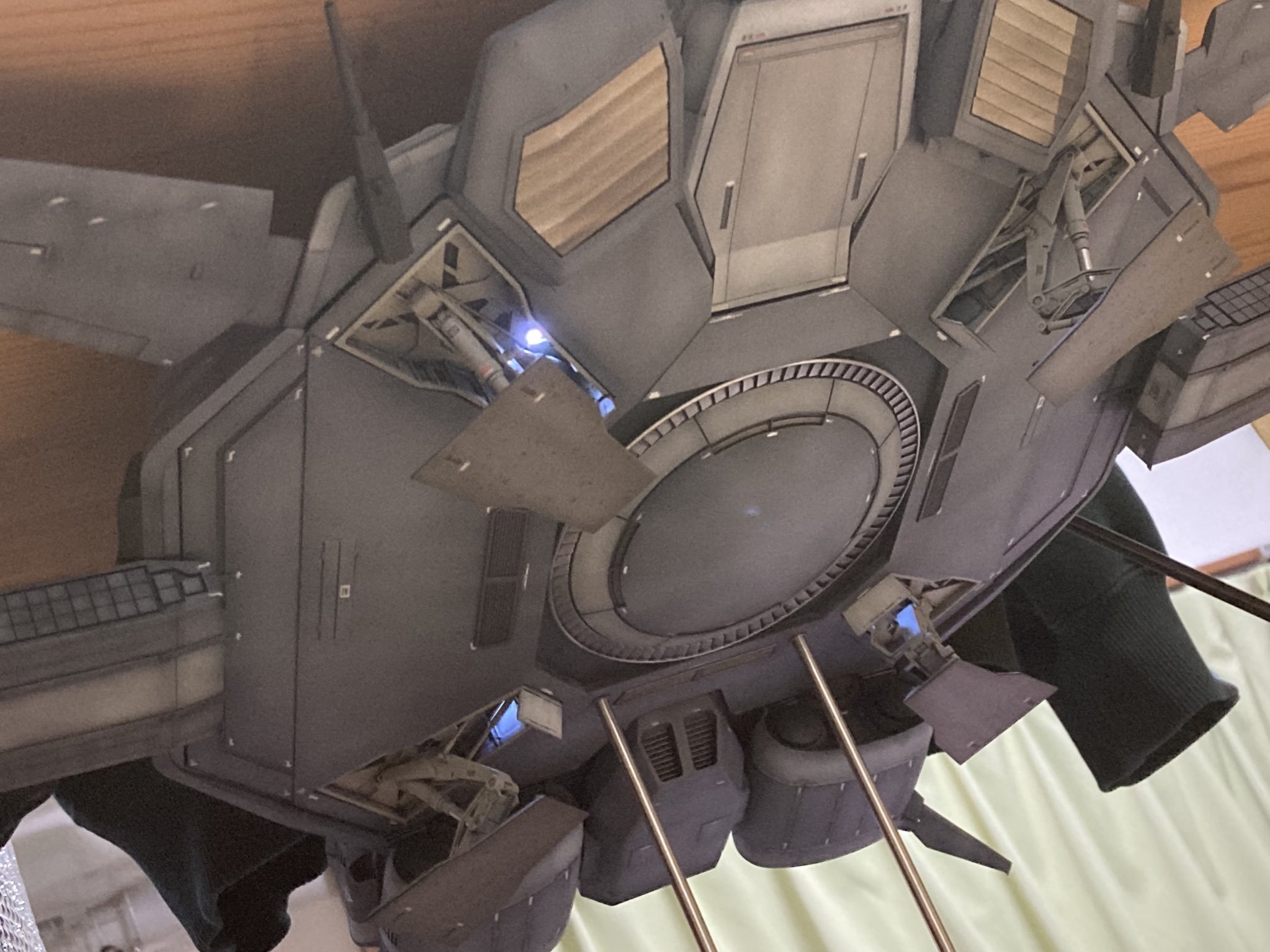 みずき匠刊载于月刊Model Graphix 5月号的1/144 凯撒利亚＆加尔