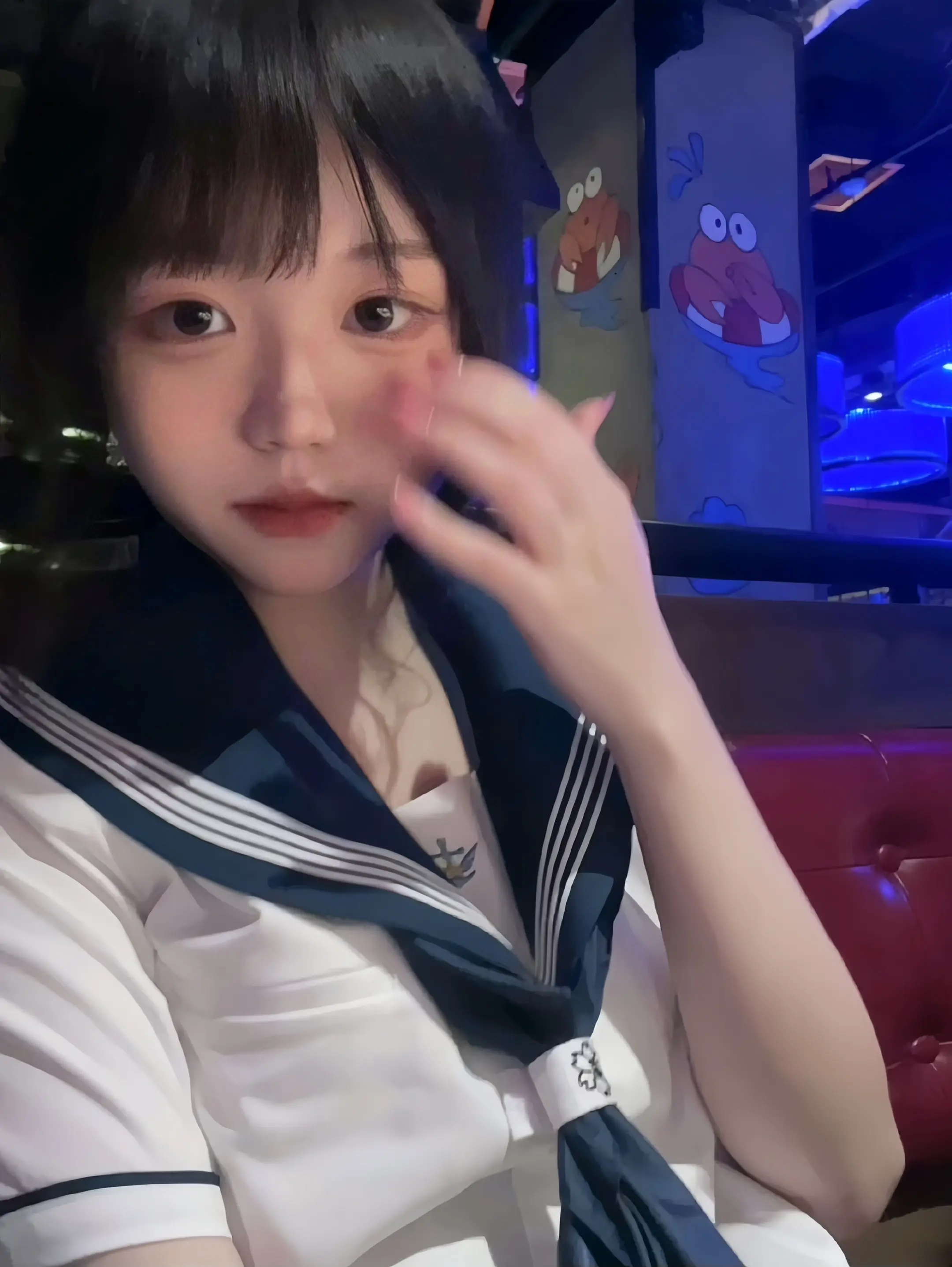 很喜欢凌晨发作品只有几个赞的感觉。