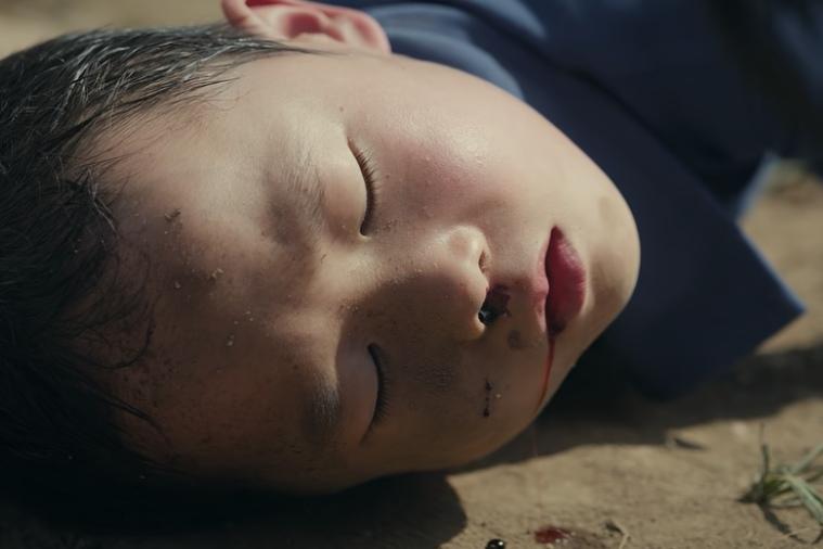 黑娃给青娥送了那么多次糖，最后青娥全烧给了他。
糖是甜的。可黑娃这辈子，没尝到几