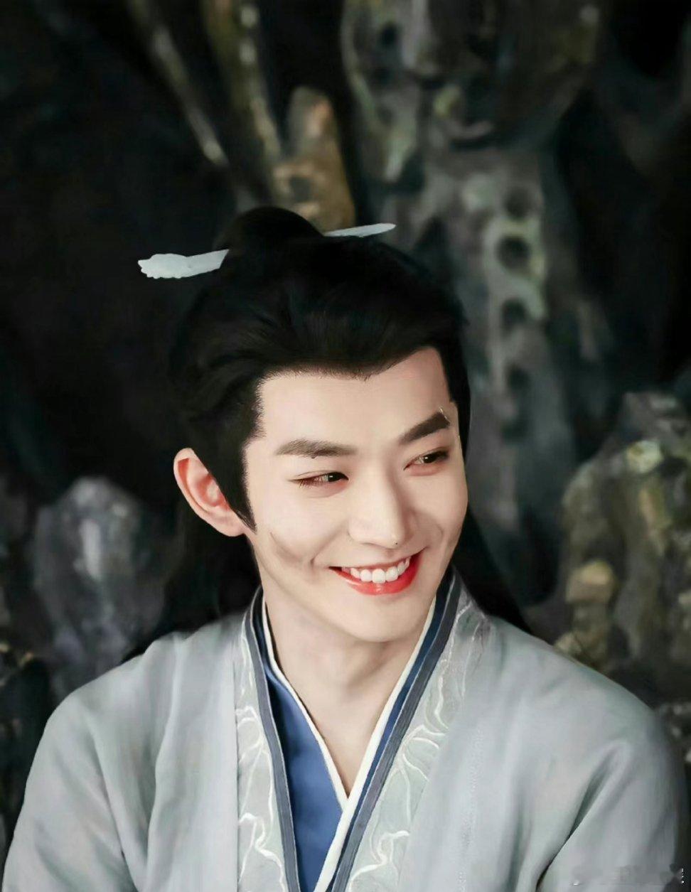 #95生出圈角色TOP#第一次在邓为身上具象化的体会到“陌上人如玉，公子世无双”