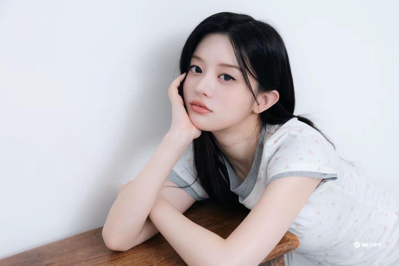 MINJU生日写真。记录每一帧的热爱 MINJU生日写真来了，祝朴敏珠生日快乐