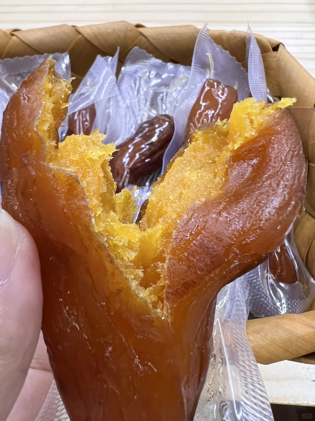 室友让我帮忙买的红薯干‼️好好吃