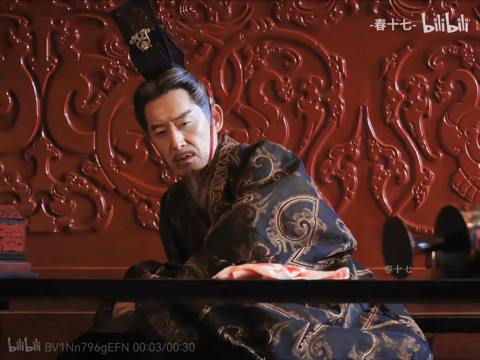 镜头一切到蒋恺和马跃就是正剧大戏画风，一切到其他人就又是内娱古偶普遍画风了，陈的