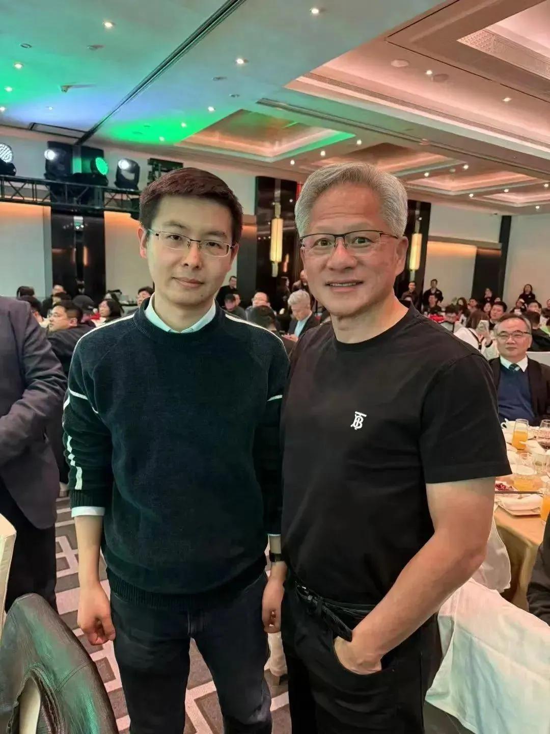 美国政府对先进芯片出口管制的严苛，对中国更是变本加厉。拜登卸任前搞出芯片出口管制