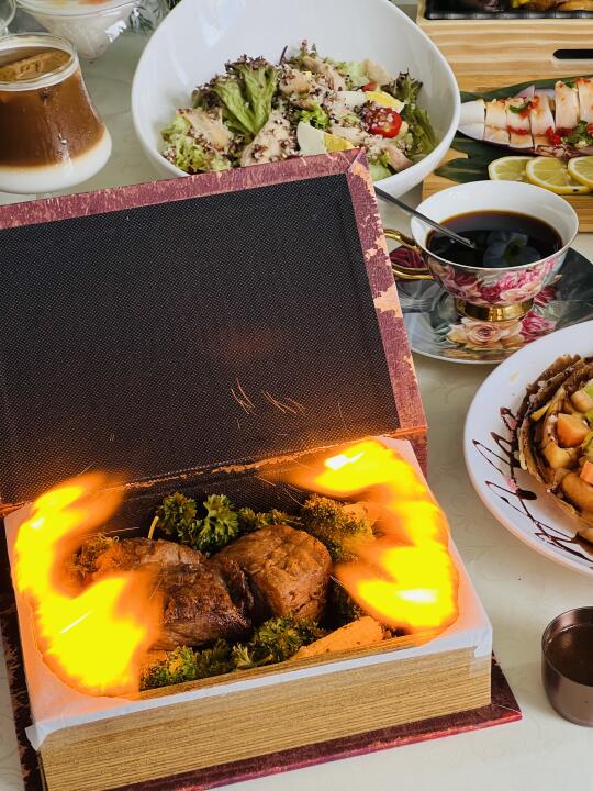 牛s了～会魔法🪄的西餐厅