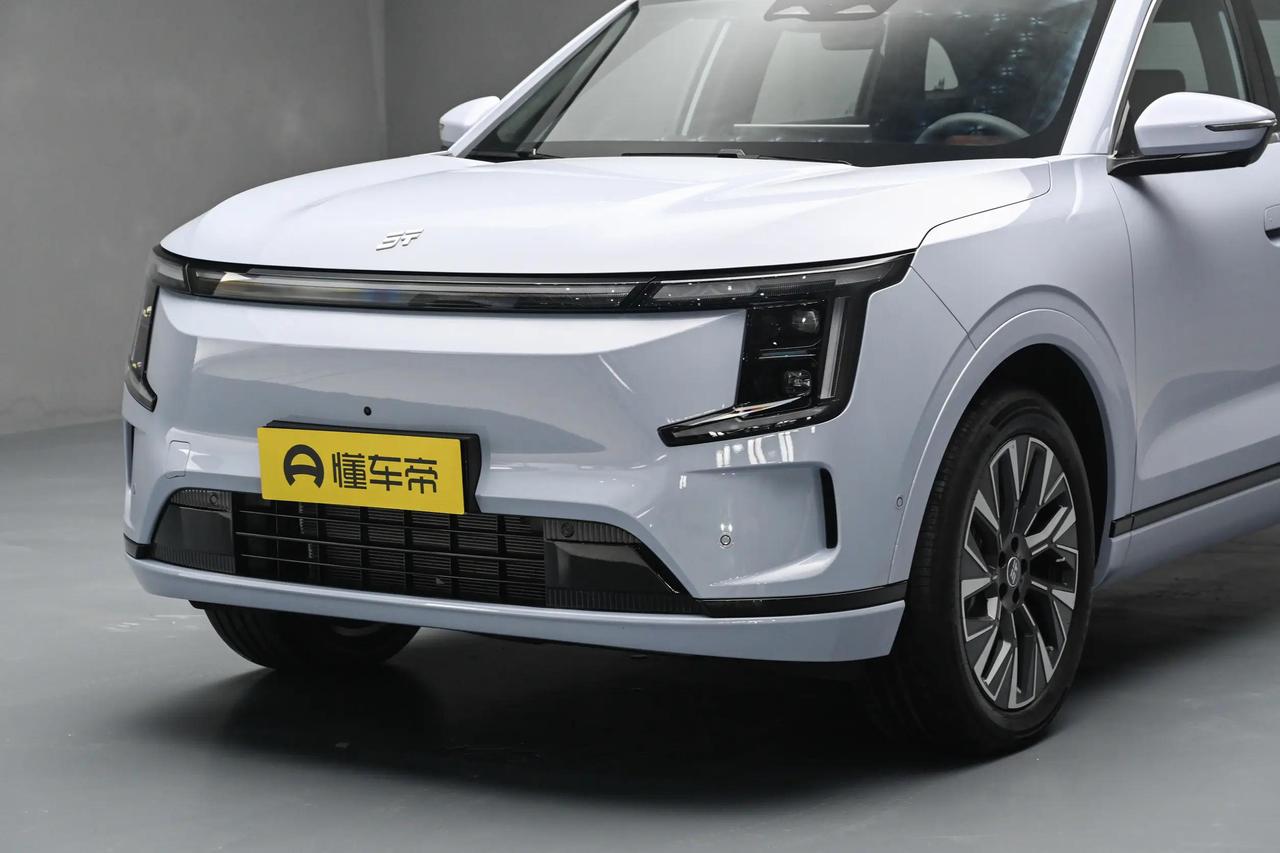 10-17万级中型SUV市场，“智能+实用”成为核心竞争点，尤其是主打家庭旅行场