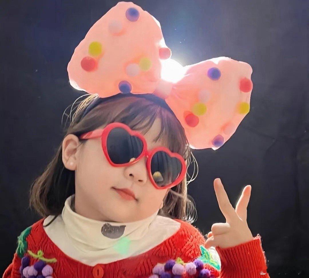 今日尾盘主力资金净流入TOP12个股简析1. 万向钱潮：尾盘净流入1.32亿，涨